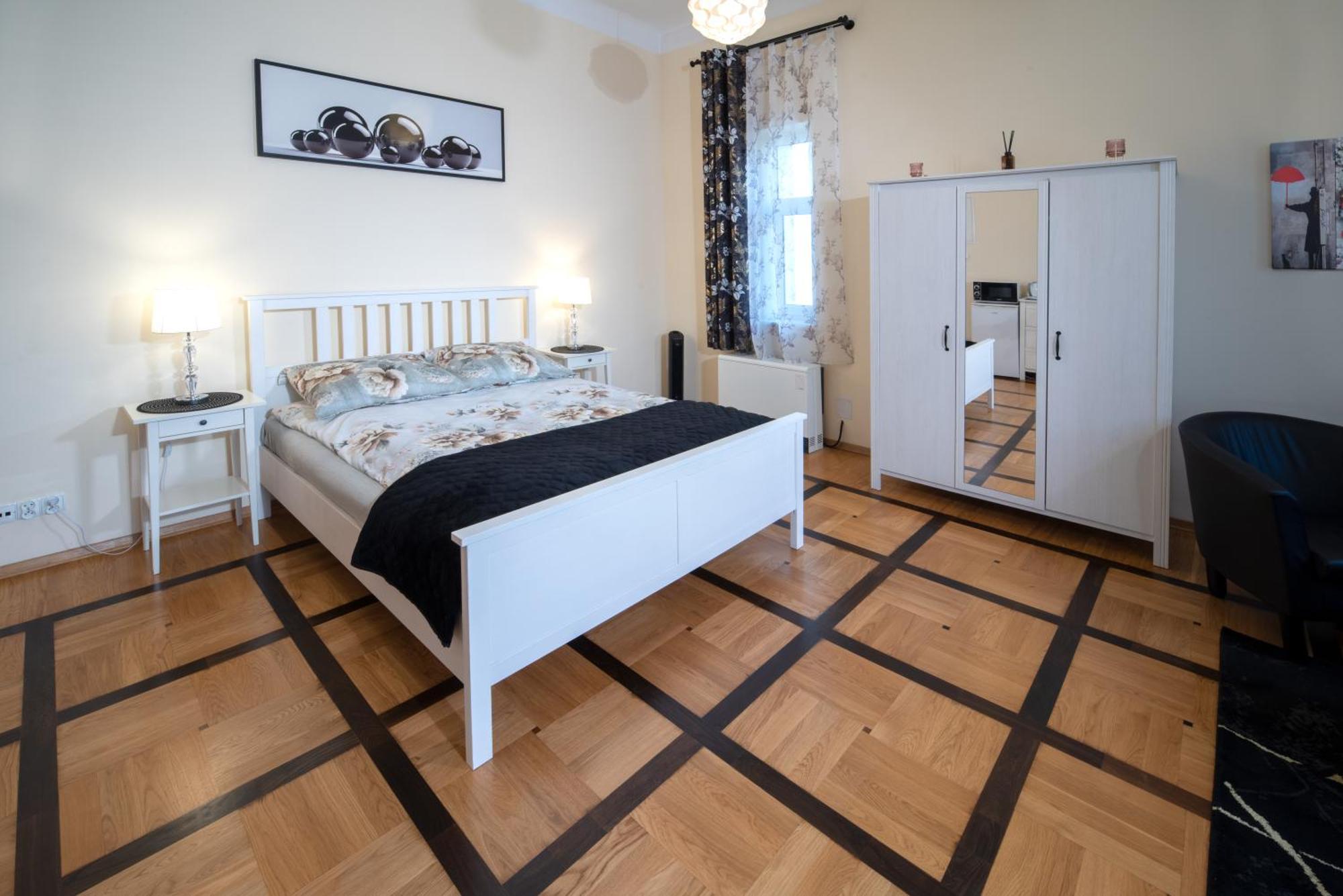 Apartament Moments Stare Miasto Style And Comfort Netflix Krakow Exterior photo