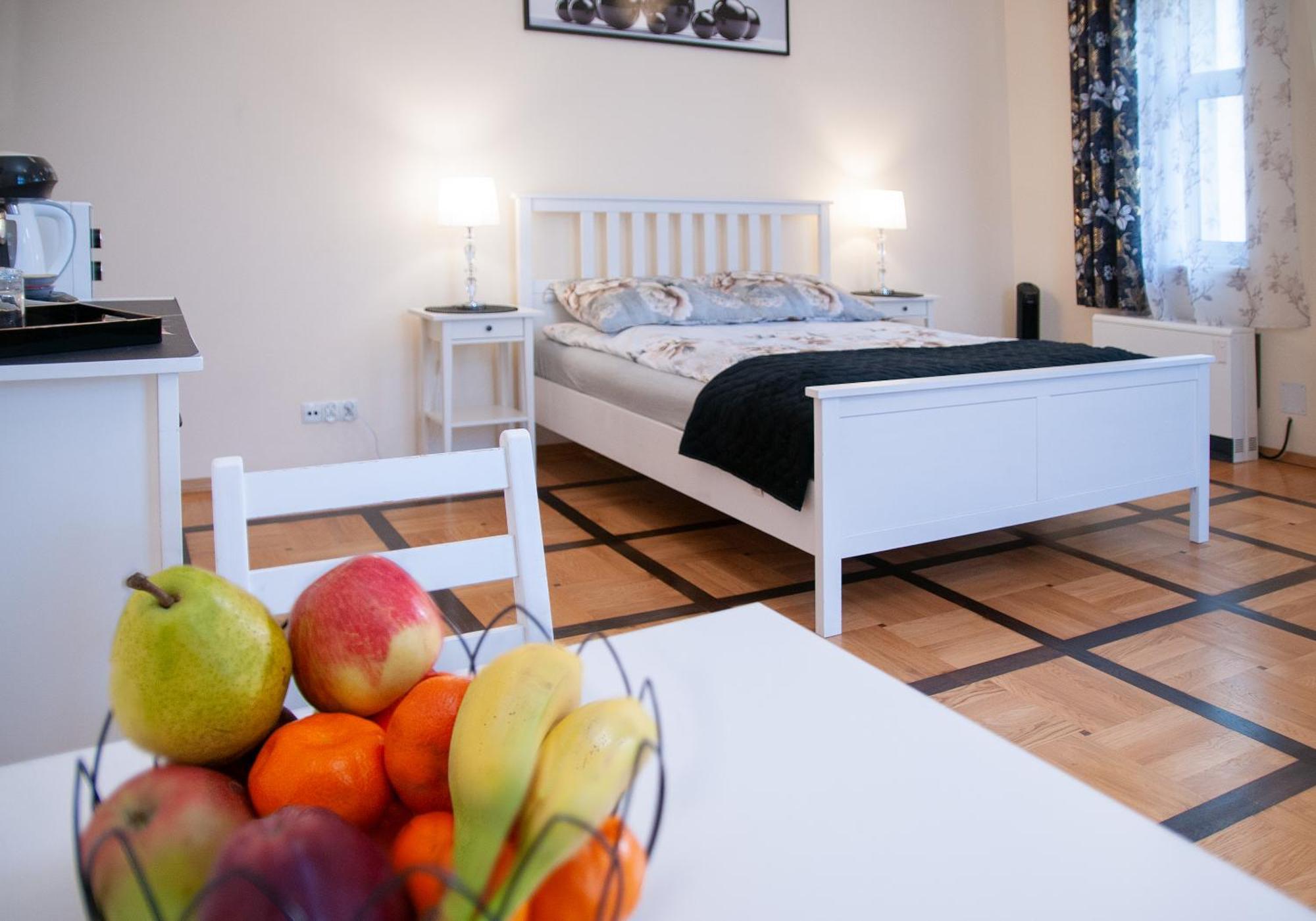 Apartament Moments Stare Miasto Style And Comfort Netflix Krakow Exterior photo